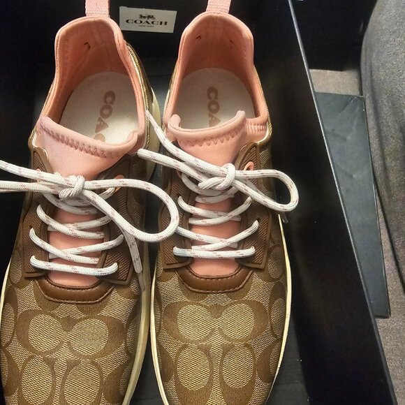 Coach C270 Sig Tech Runner Khaki/Saddle - Picture 1 of 3